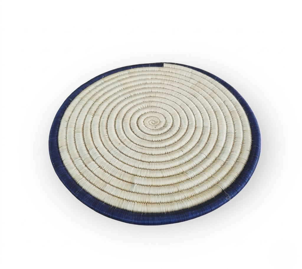 Handwoven Straw Placemat – Colombian Artisanal Heritage