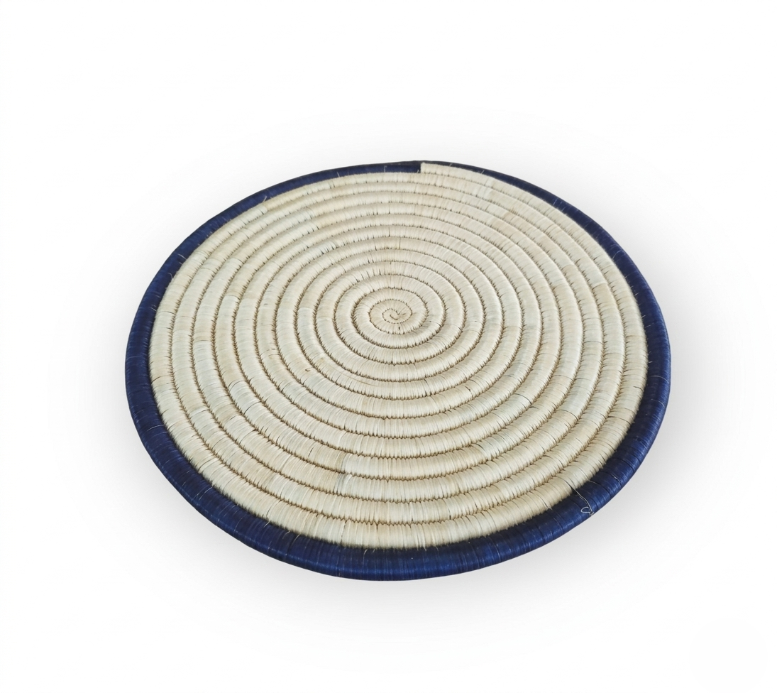 Handwoven Straw Placemat – Colombian Artisanal Heritage