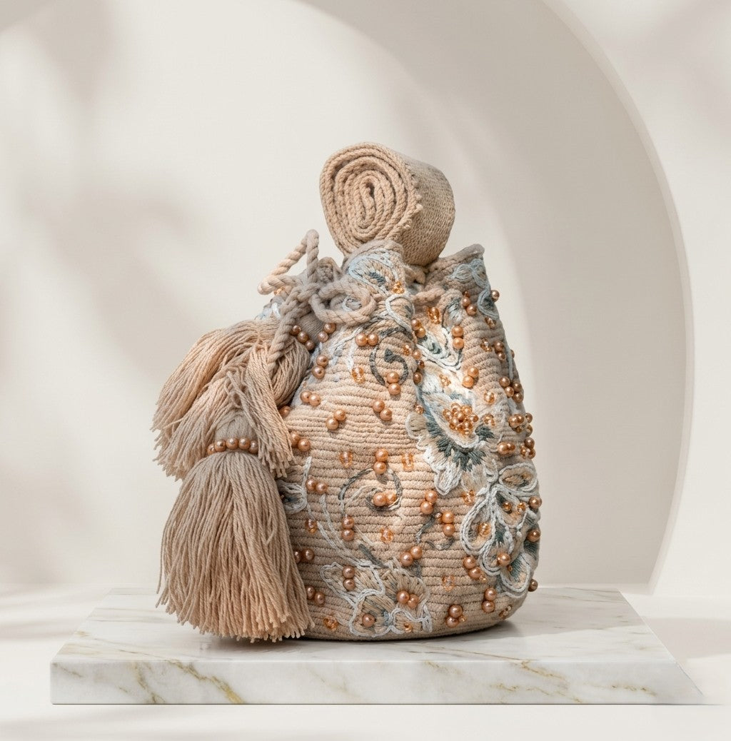 "Guajira" Handwoven Wayuu Bucket Bag with Pearl Accents - Floral Vine
